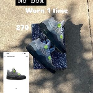 Very clean.worn 1 time. No box